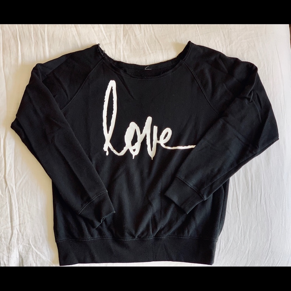 Cursive love pullover. 💕